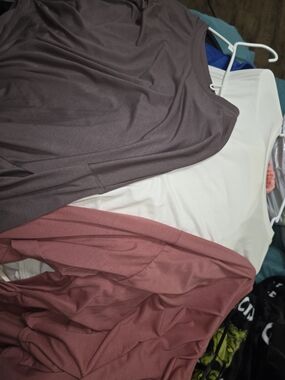 Old Navy Active Ultralite Tank Top - Brown Mauve